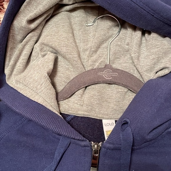 lole  navy sweater - Picture 3 of 3